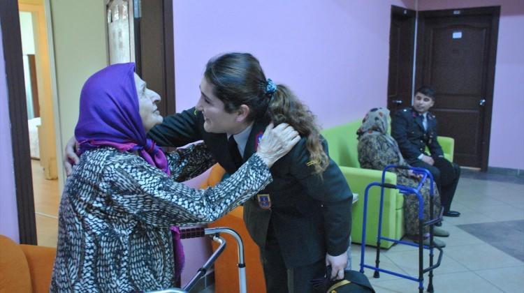 Yaşlılar Haftası