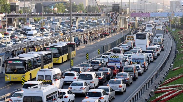 Trafik sigortasında yeni dönem! 3 ay içinde...