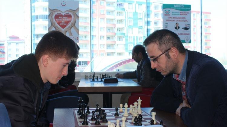 Siirt’te satranç turnuvası düzenlendi