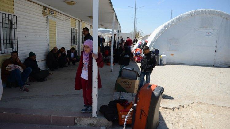 Suriyeli 100 kişilik grup Bab'a döndü