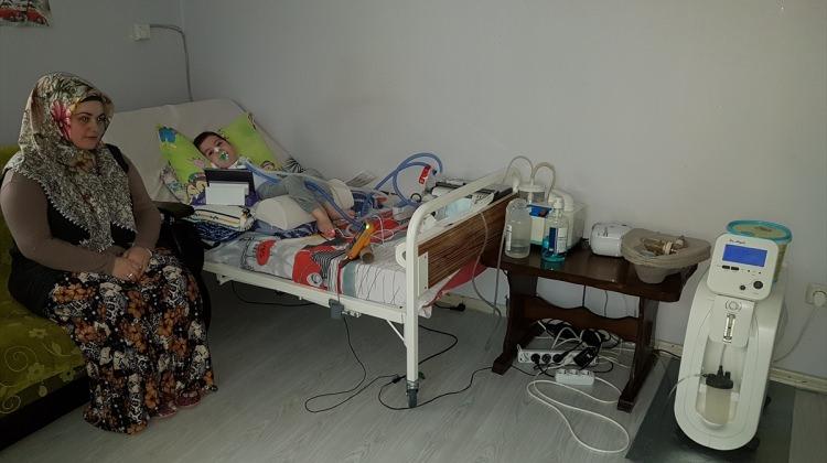 SMA hastası minik Ömer tedavi için yardım bekliyor