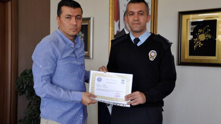 Arguvan'da başarılı 4 polise başarı belgesi verildi