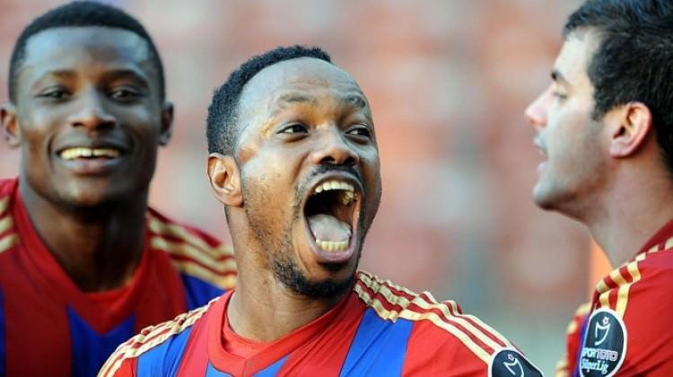 Abou Traore ile yolları ayrıldı