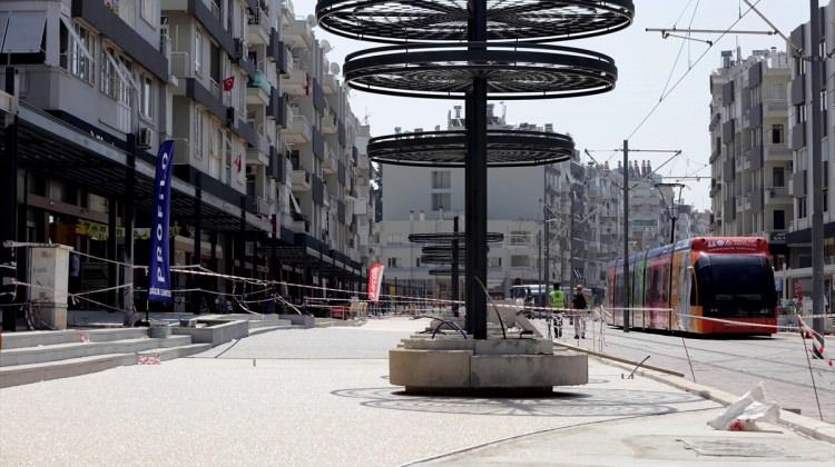 Şarampol Caddesi'nde çalışmalar sürüyor