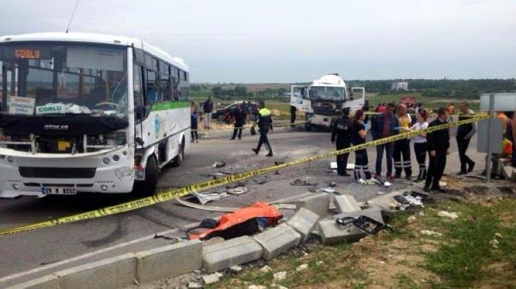 Beton Mikseri Dehset Sacti Olu Ve Yaralilar Var Guncel Haberleri