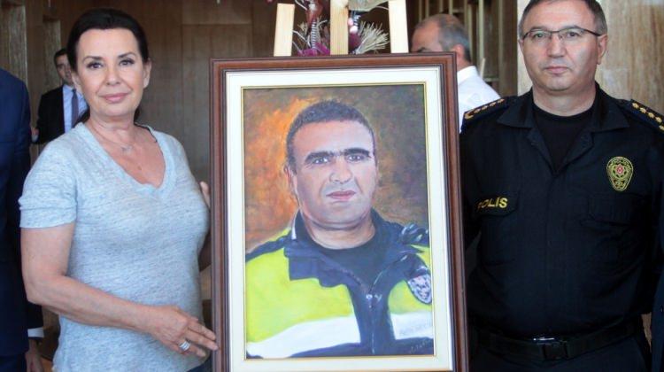 Şehit polis memuru Sekin anısına resim sergisi