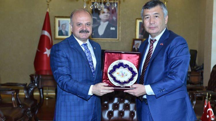 Kırgızistan Cumhuriyeti Ankara Büyükelçisi Dzhunusov: