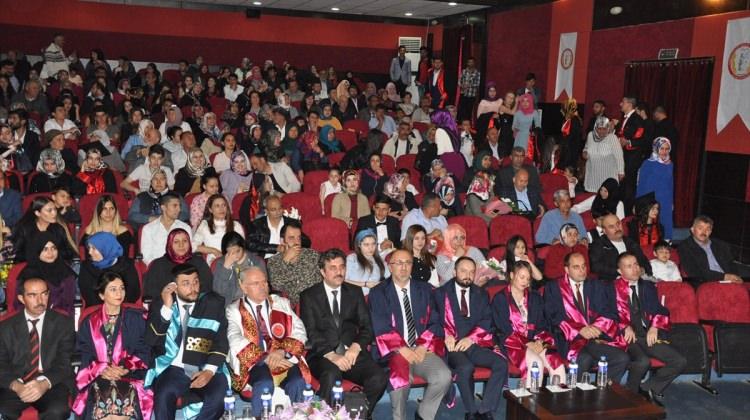Yerköy Adalet MYO'da mezuniyet sevinci