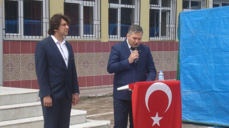 Sarıgöl Atatürk Ortaokulunda TUBİTAK Bilim Fuarı