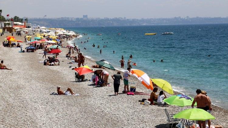 Antalya'da sıcak hava