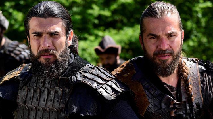 Hayranlarindan Mesaj Yagiyor Turgut Alp Sevgisi Sinirlari Asti Televizyon Haberleri