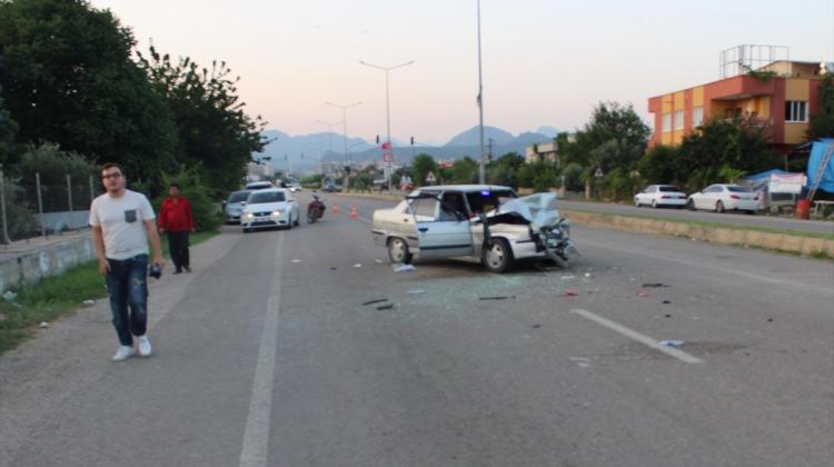 Adana'da zincirleme trafik kazası: 3 yaralı