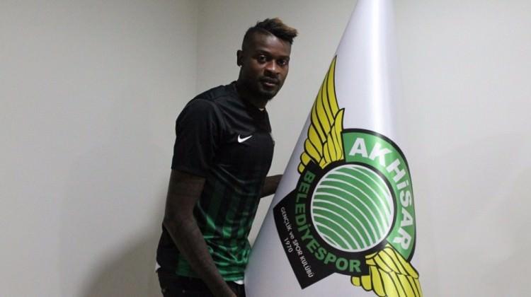 Akhisar, Bokila'yı  Cluj'a kiraladı