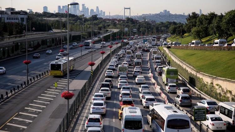Yollarda bayram trafiği başladı