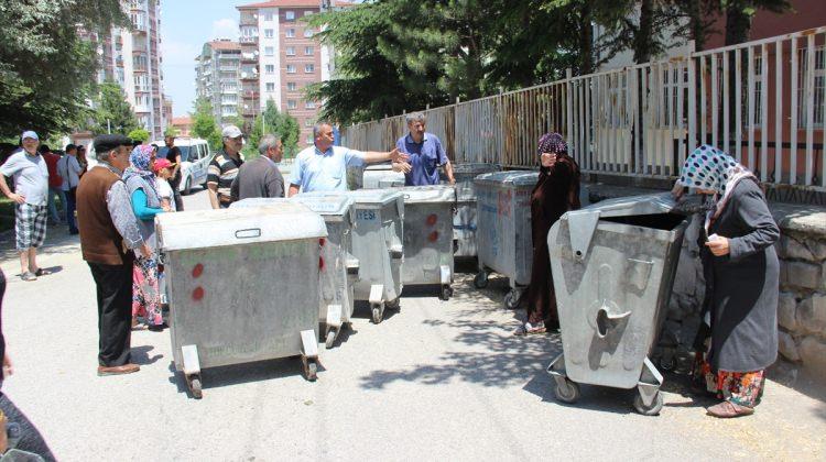 Kütahya'da çöp konteynerlerinin toplanmasına tepki