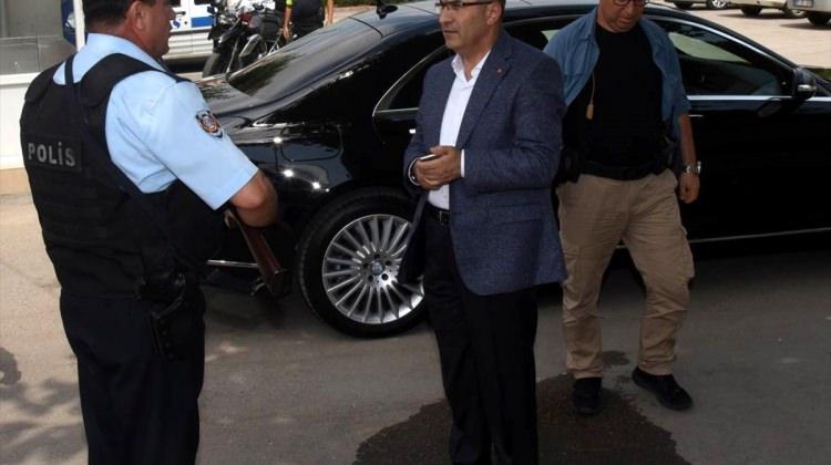 Vali Demirtaş, polis merkezinde incelemede bulundu