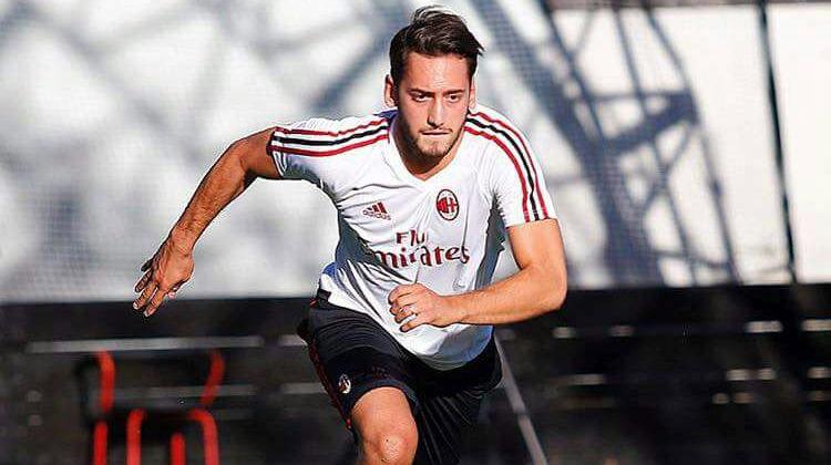 Ancelotti'den Çalhanoğlu'na Milan tavsiyesi!