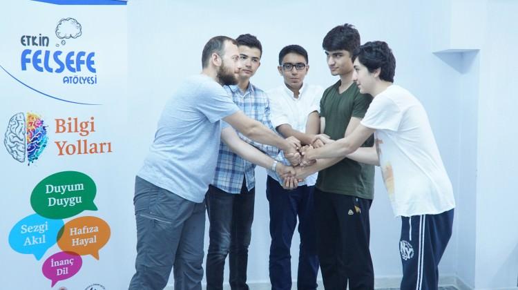 'Etkin Felsefe Atölyesi: Bilgi Yolları başladı