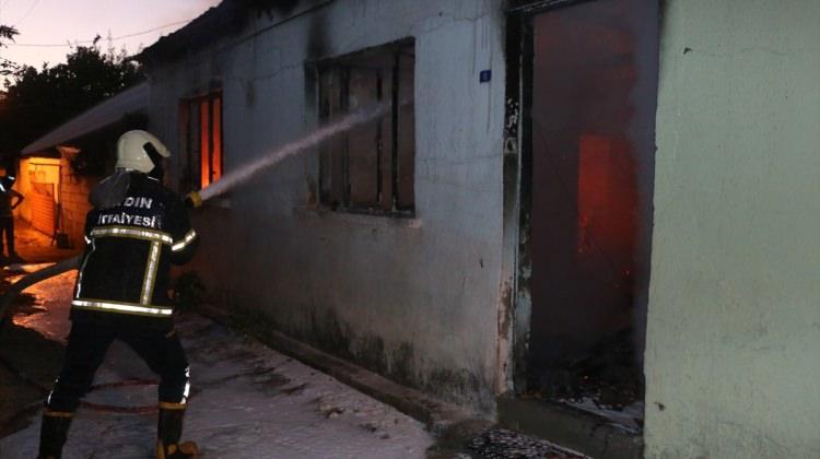Aydın'da üç ev yandı