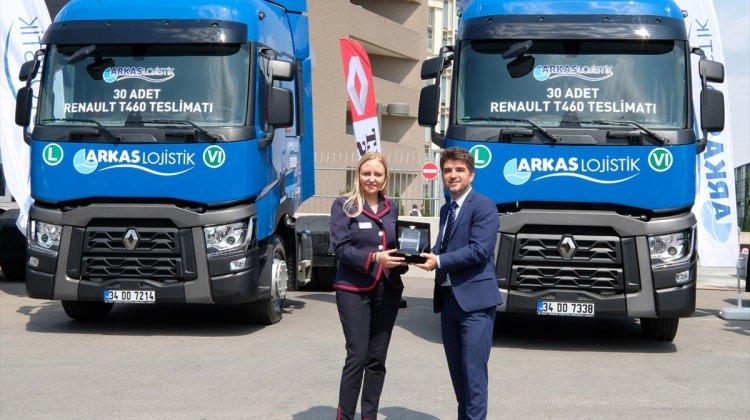 Renault Trucks Arkas Lojistik'e 30 araç sattı