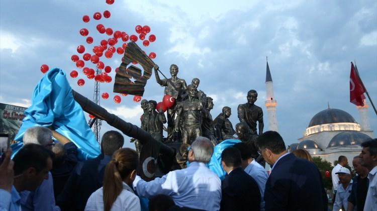 "15 Temmuz Demokrasi Anıtı", selayla açıldı