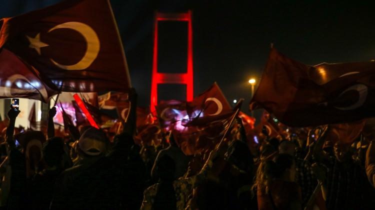 Milli futbolculardan 15 Temmuz mesajı