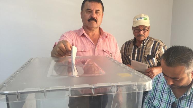 AK Parti Tire İlçe Başkanlığı'nda delege seçimi
