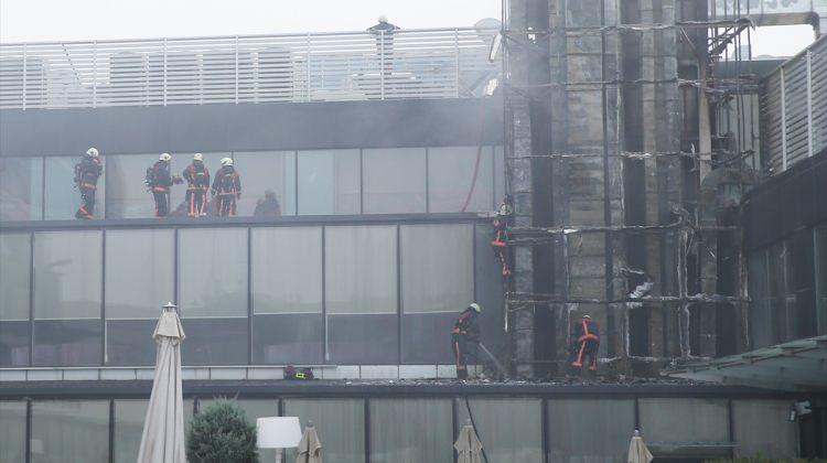 İstanbul'da otelde çıkan yangın söndürüldü