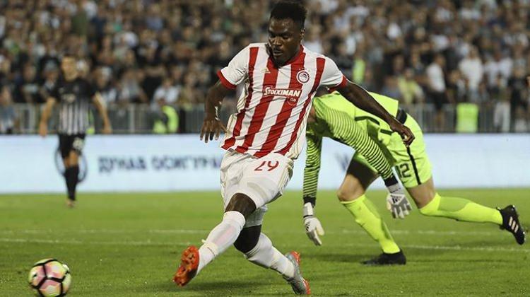 Emenike'ye 3 dakika yetti