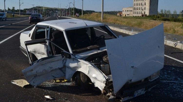 Keşan'da trafik kazası: 2 yaralı