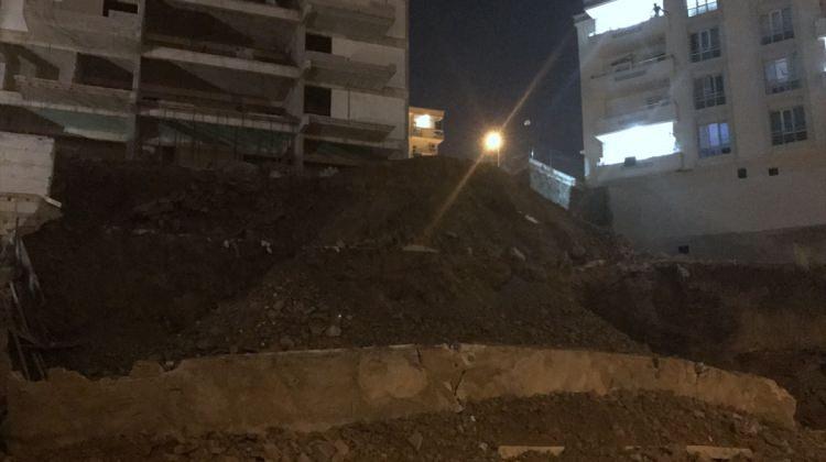 Gaziantep'te bir binanın istinat duvarı çöktü