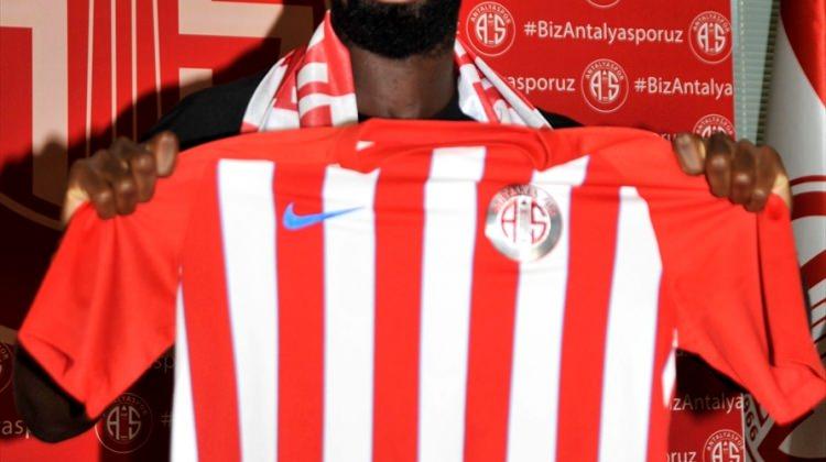 Antalyaspor, Djourou'yu transfer etti