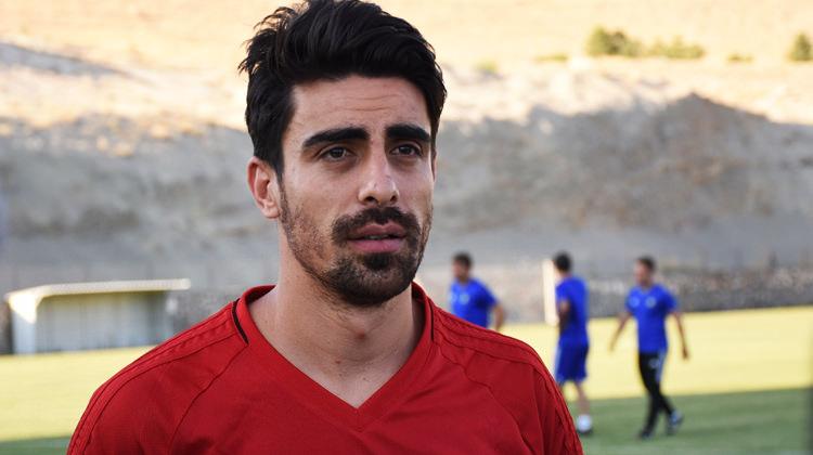 'İleride birbirini tanımayan futbolcular!'