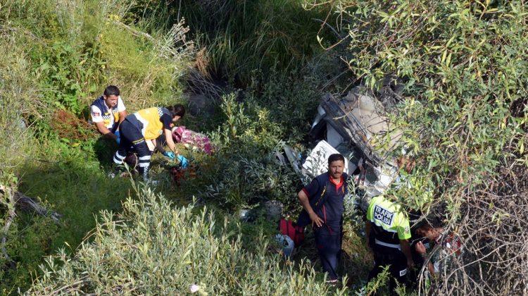Konya'da otomobil uçuruma yuvarlandı: 1 ölü, 2 yaralı