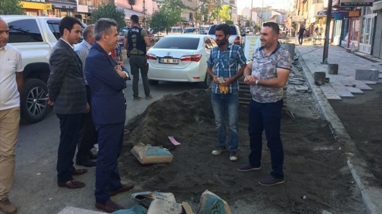 Vali Elban Eski Van Caddesinde inceleme yaptı
