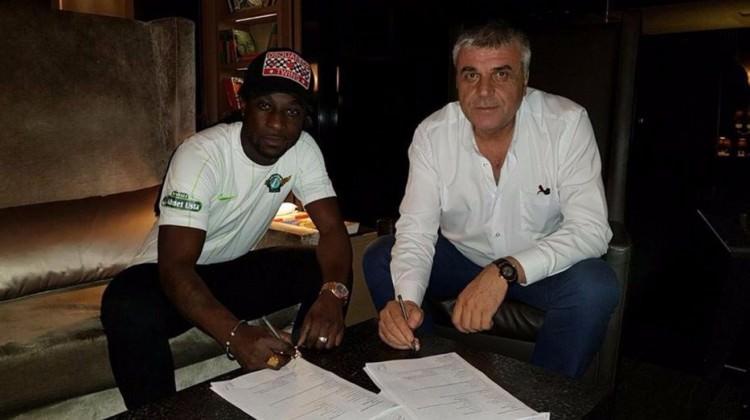 Akhisar'a Hollandalı forvet! 3 yıllık imza