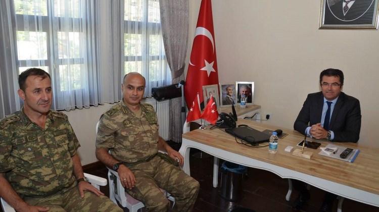 Vali Memiş'in, Tuğgeneral Başoğlu'nu kabulü