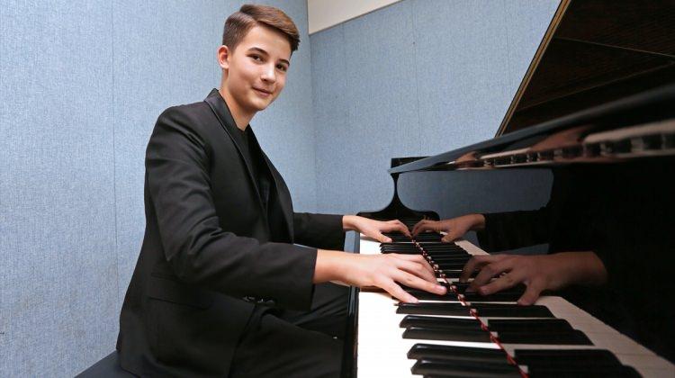 İzmirli piyanist dünya birincisi oldu
