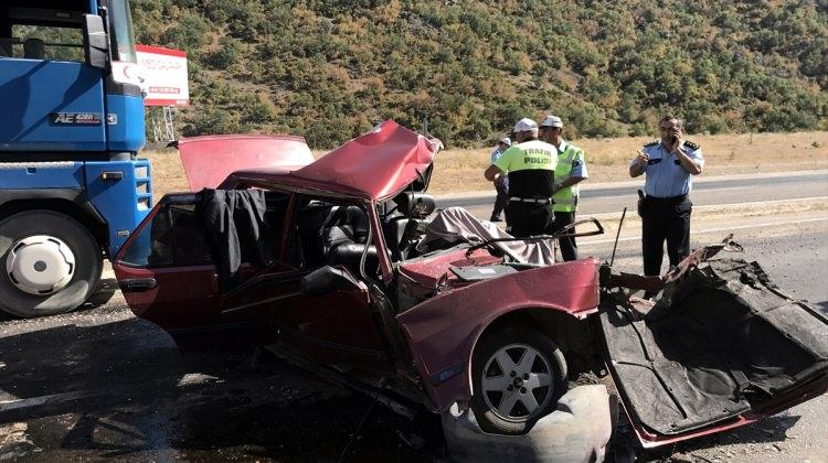 Tokat'ta minibüs ile otomobil çarpıştı: 1 ölü, 7 yaralı