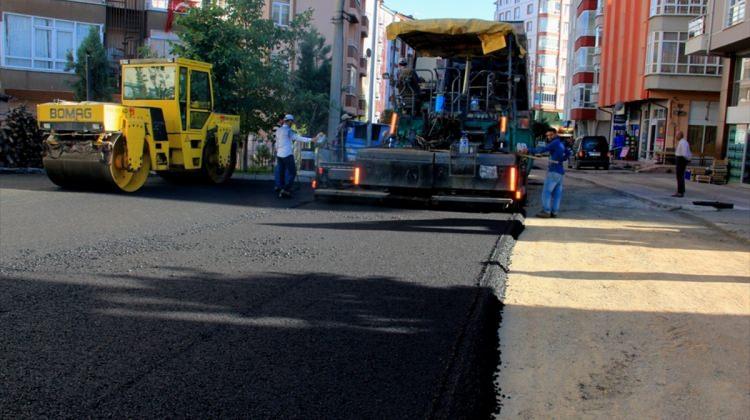 Seydişehir Belediyesi yolları yeniliyor