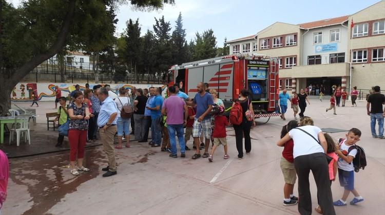 İzmir'de okul kantininde yangın