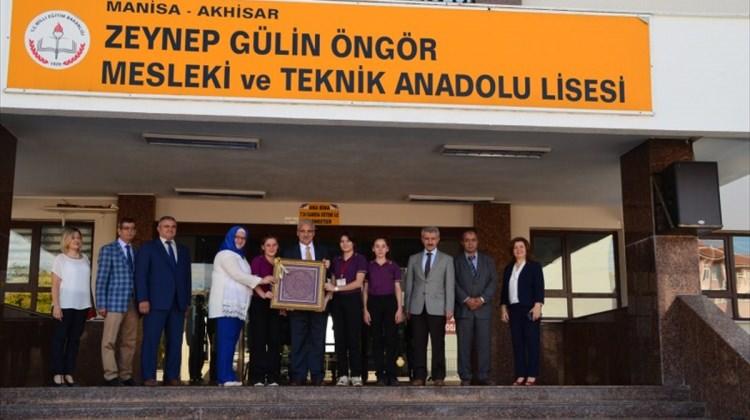 Vali Güvençer, Akhisar'da ziyaretlerde bulundu