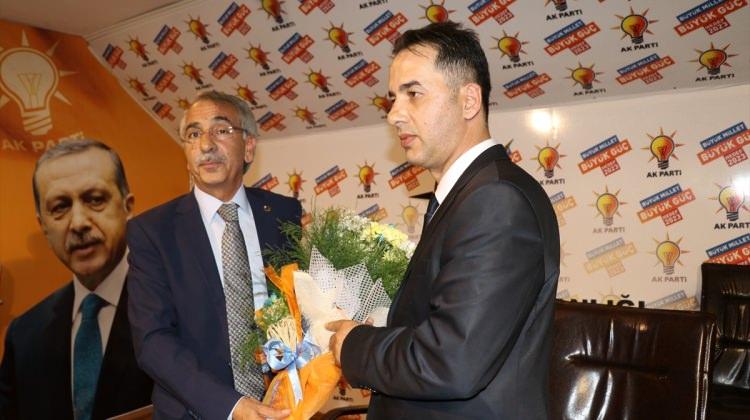 AK Parti Erzincan İl Başkanlığında devir teslim