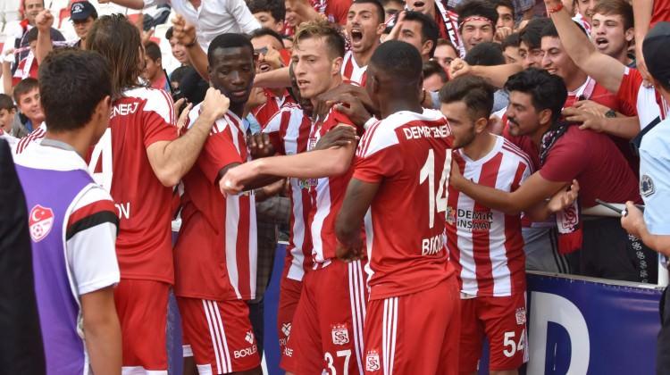 Hakan Arslan şov yaptı! Sivasspor coştu