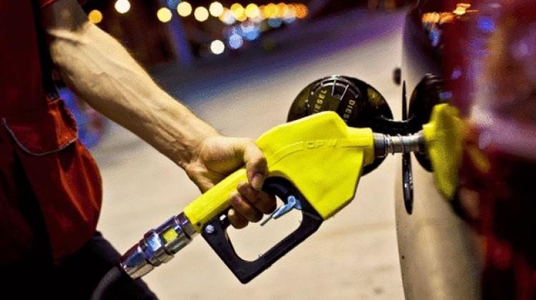 Benzine bir zam daha geliyor