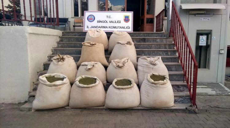 Bingöl'de 405 kilogram esrar ele geçirildi