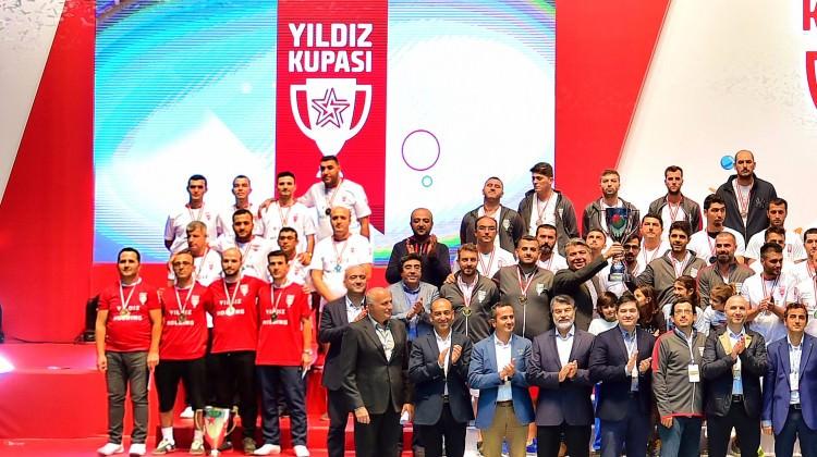 Yıldız Holding çalışanları yarıştı