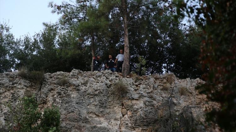 Antalya'da falezlerden düşen kişi öldü