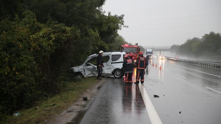 Anadolu Otoyolu'nda trafik kazası: 3 yaralı