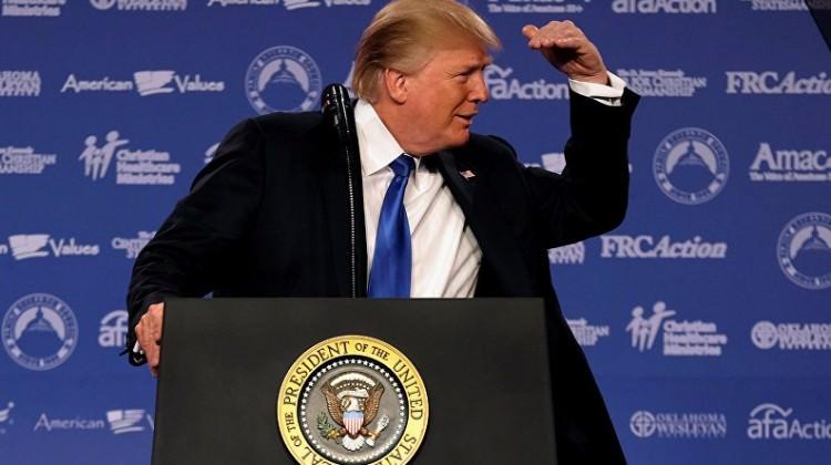 Trump, kendi kendini rezil etti